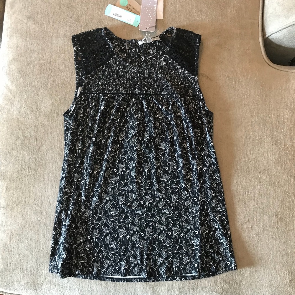Black and white bird print Daniel Rainn shirt